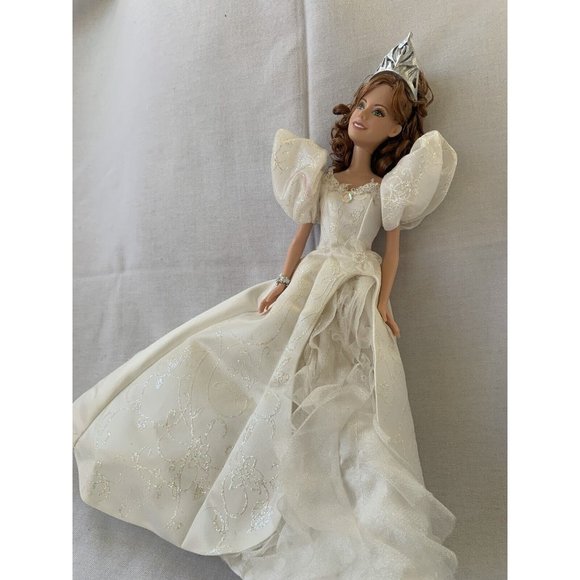 RARE Enchanted Giselle Amy Adams doll Fairytale Wedding Barbie Disney - Picture 5 of 10